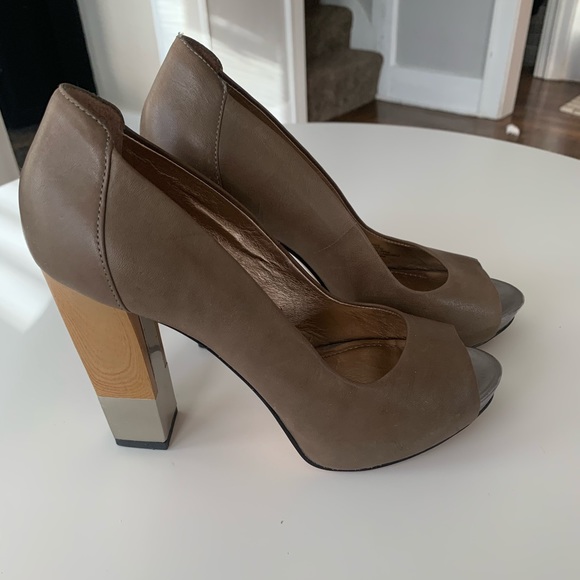 BCBGeneration Block Heels - Picture 1 of 7
